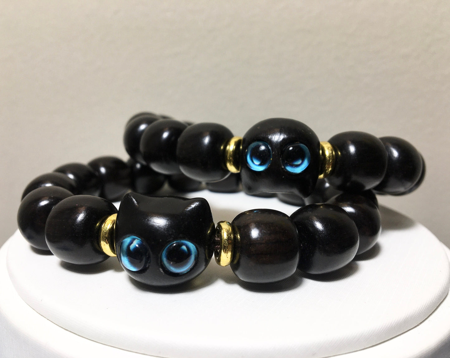 Ebony Black Wood Bracelet,Cat Bracelet,Cute Sandalwood Bracelet,Gift for Her him, Birthday Gift, cat Gift,Valentines gift,Graduation Gift