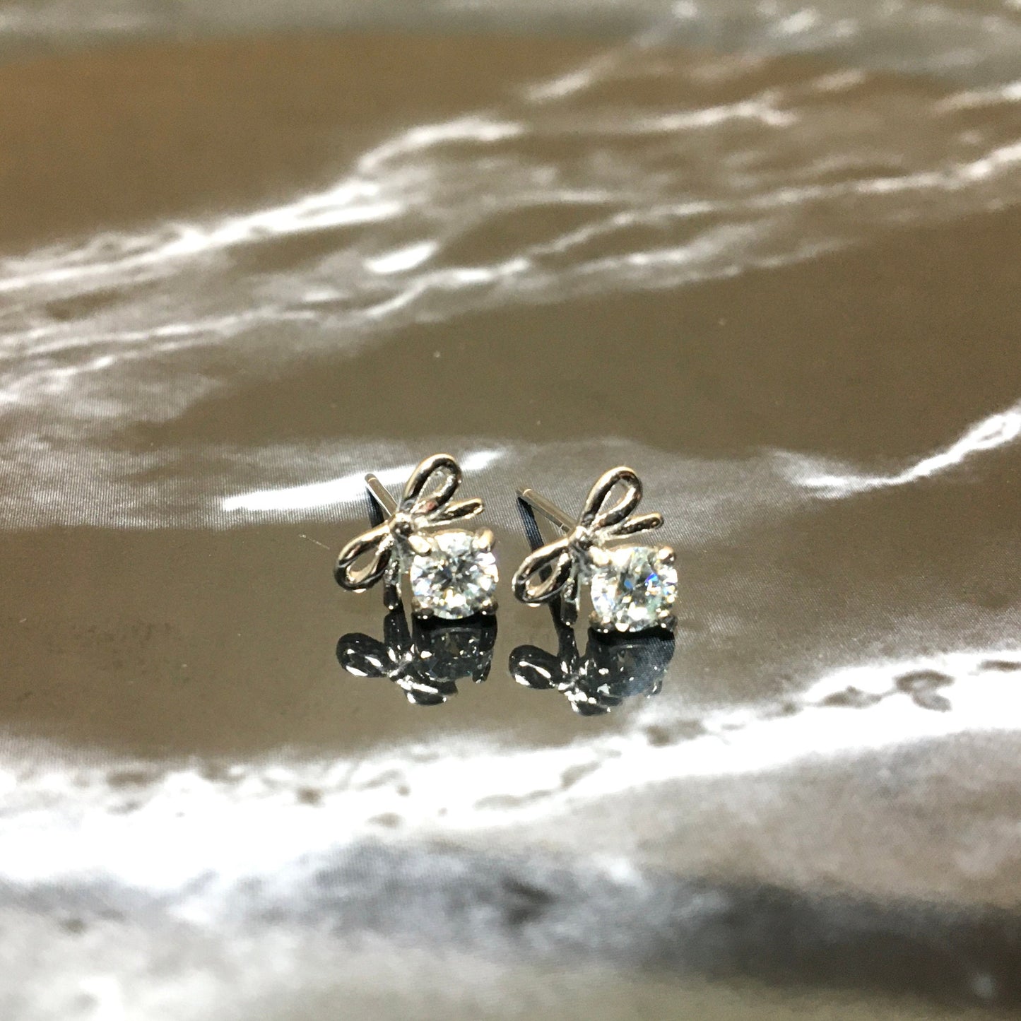 Gift Bowknot Earrings Grey Moissanite 0.3ct Jewelry Lovely Romantic Anniversary Beauty Earring 925 Silver Handmade Birthday Gifts for her