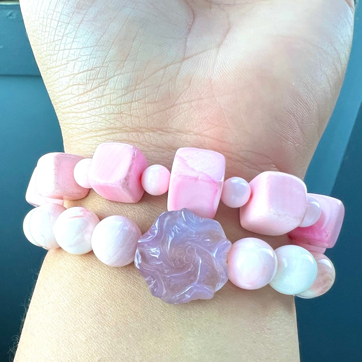 Natural Pink Queen Shell Conch Bracelet, Lovely Patrick Star SpongeBob SquarePants, Agate Flower, Cartoon, Gift for Her, Birthday, Teacher,