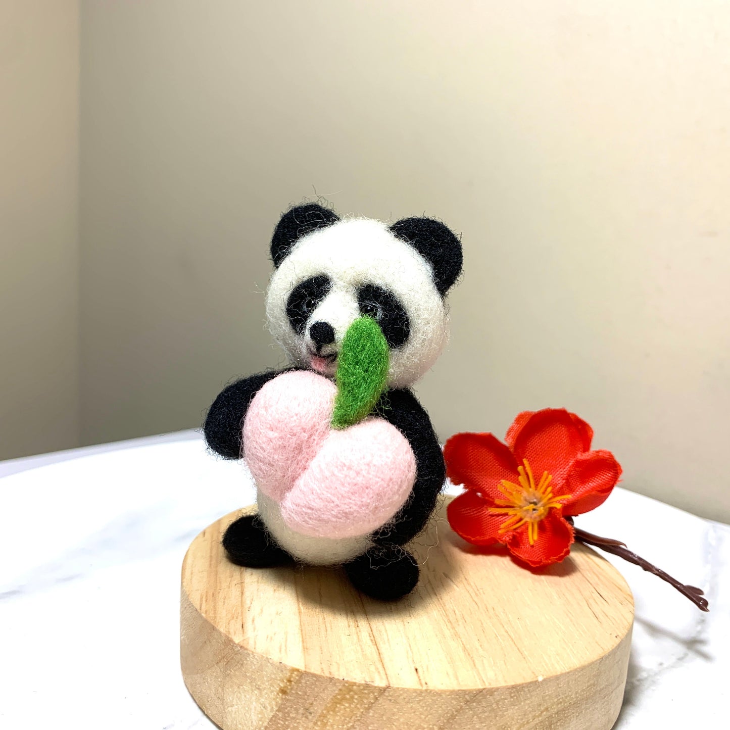 Panda and Pink Peach needle felting kit,Wool Felt,For kids,Bulk Craft Home Decoration,Animal Wool Felt Gifts,Christmas Ornament,handmade