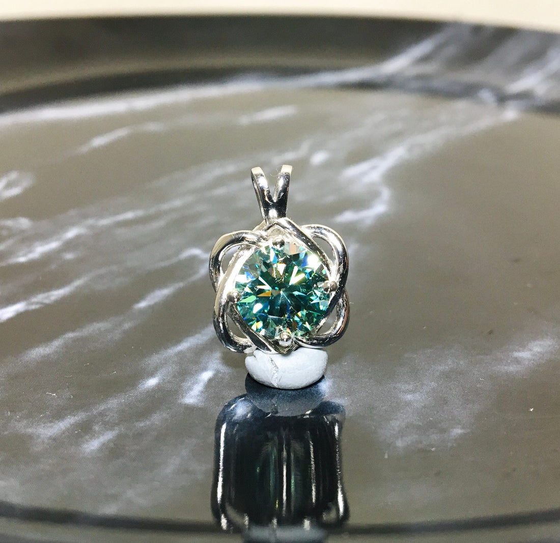 Hexagram Medal 3ct Green Blue Moissanite Necklace, Silver Necklace,Anniversary, Birthday Gift for Her,Handmade Jewelry, Valentine's Day