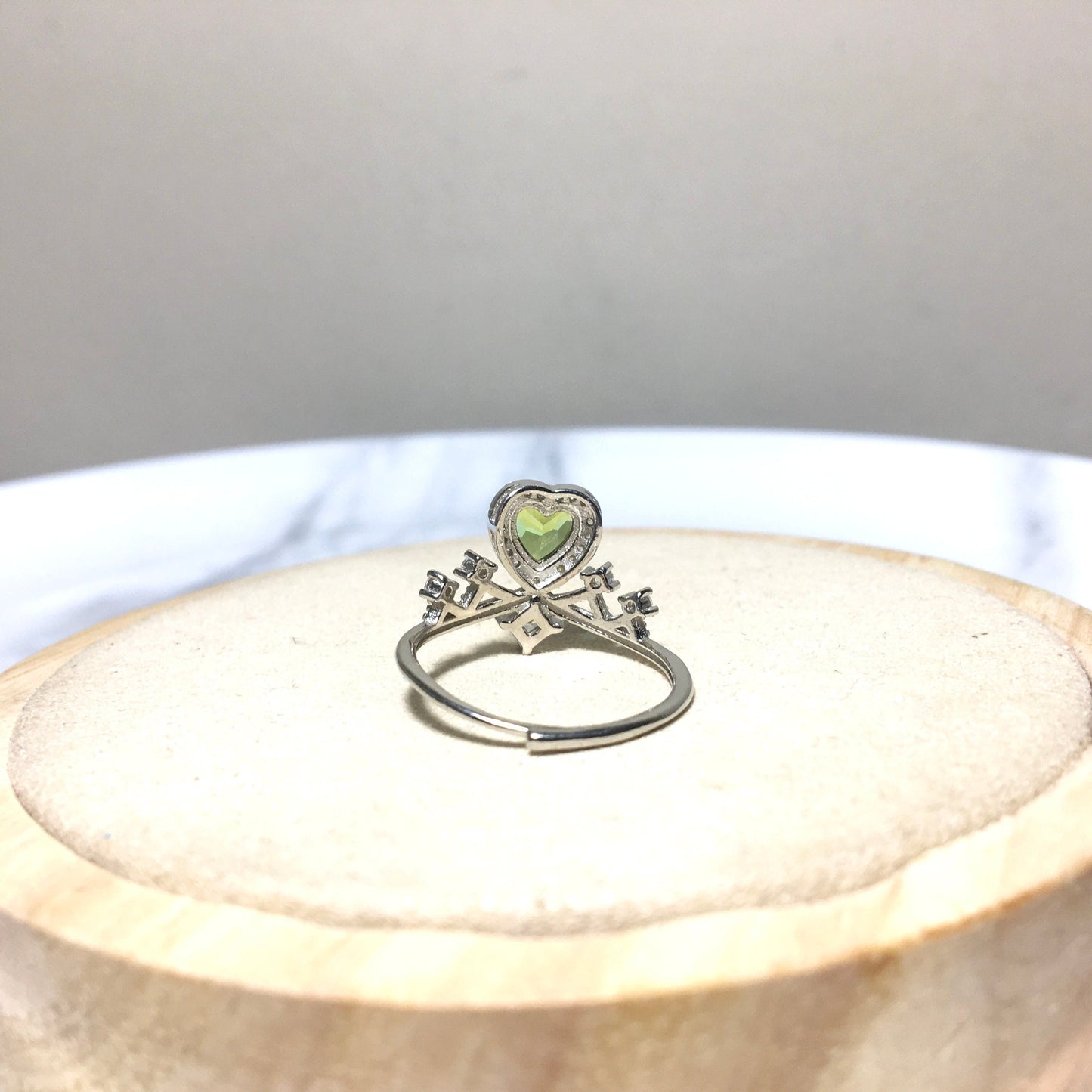 Halo Princess Crown Peridot Rings,Green Love Heart Gemstone Ring, Sterling Silver Rings,Royal Princess Crown Ring, Gift for her,Thanksgiving