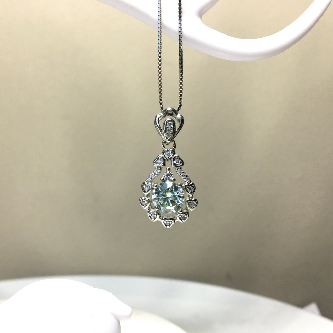 Luxurious Water-Drop Moissanite Necklace,Pear Aquamarine Pendant,1ct Moissanite Pendant,Anniversary Necklace,for Her,Best Gift For Mom
