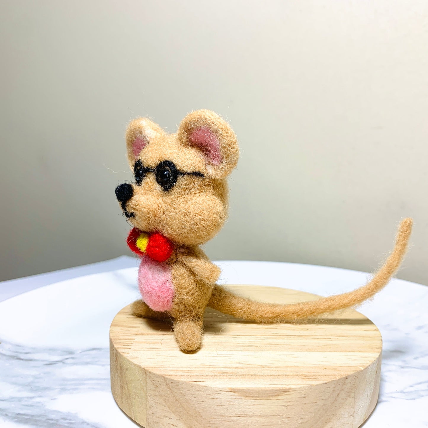 Felted Mice,Cute Mouse Wool Felt,for kids,Christmas Bulk Craft Home Decoration,Christmas hat,Animal wool Felt Gifts,New year Gift,handmade