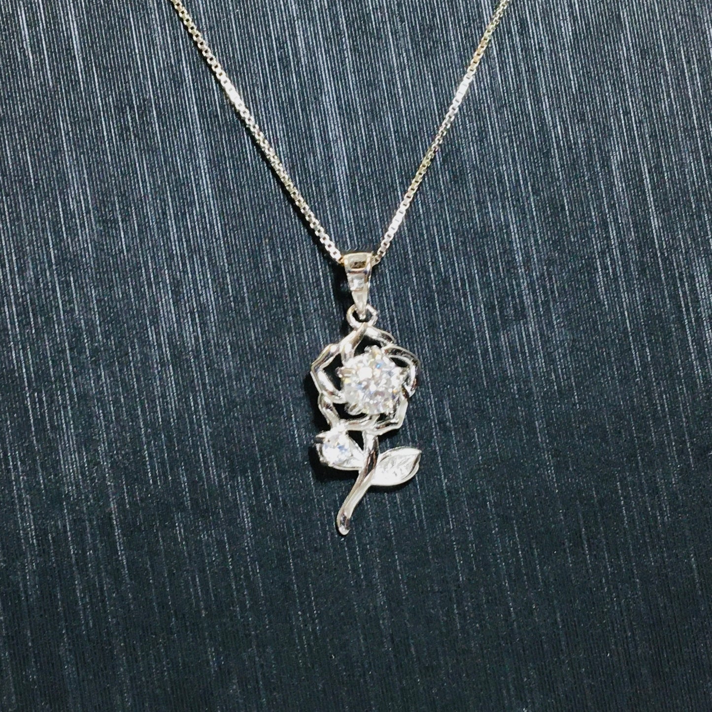 Rose Moissanite Pendant Necklace,White Moissanite Necklace,Flower Pendant,925 Sterling Silver Chain,Mother's DayBest Gift,Gift for her Wife